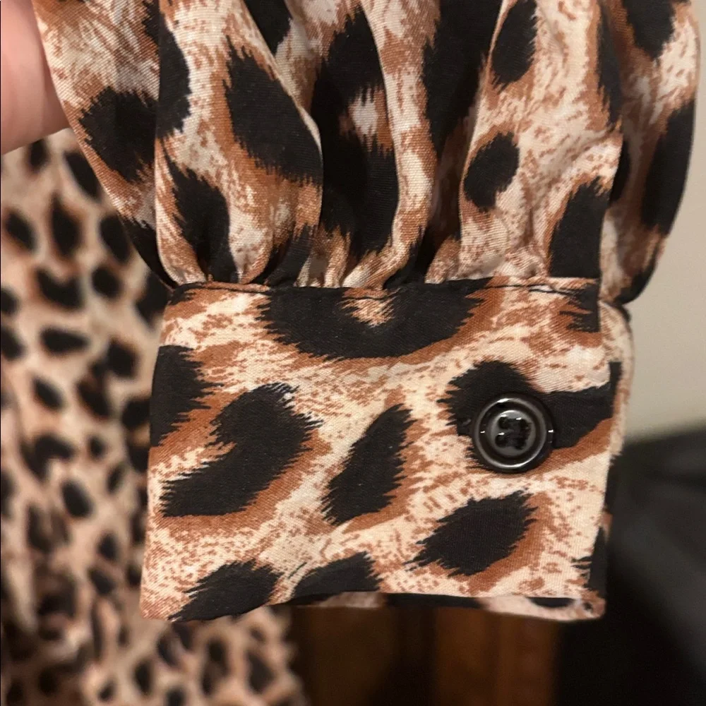 Leopard Print Loose Flowing Long Sleeve Above Knee Length Dress - Picture 5 of 8